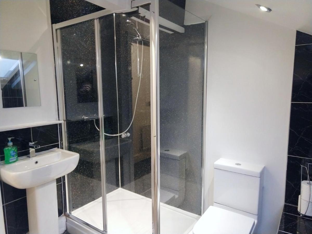 Derwent Street Apartment 3 - Self Contained - 2 Bed Self Catering Apartment Workington Dış mekan fotoğraf